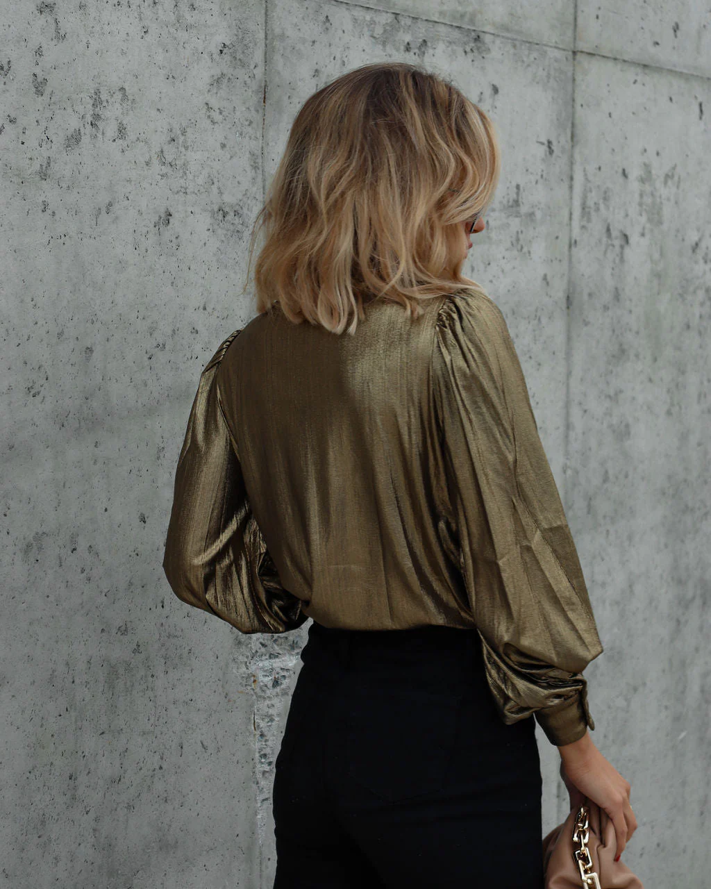 10438-raquel-metallic-button-down-top-1.webp