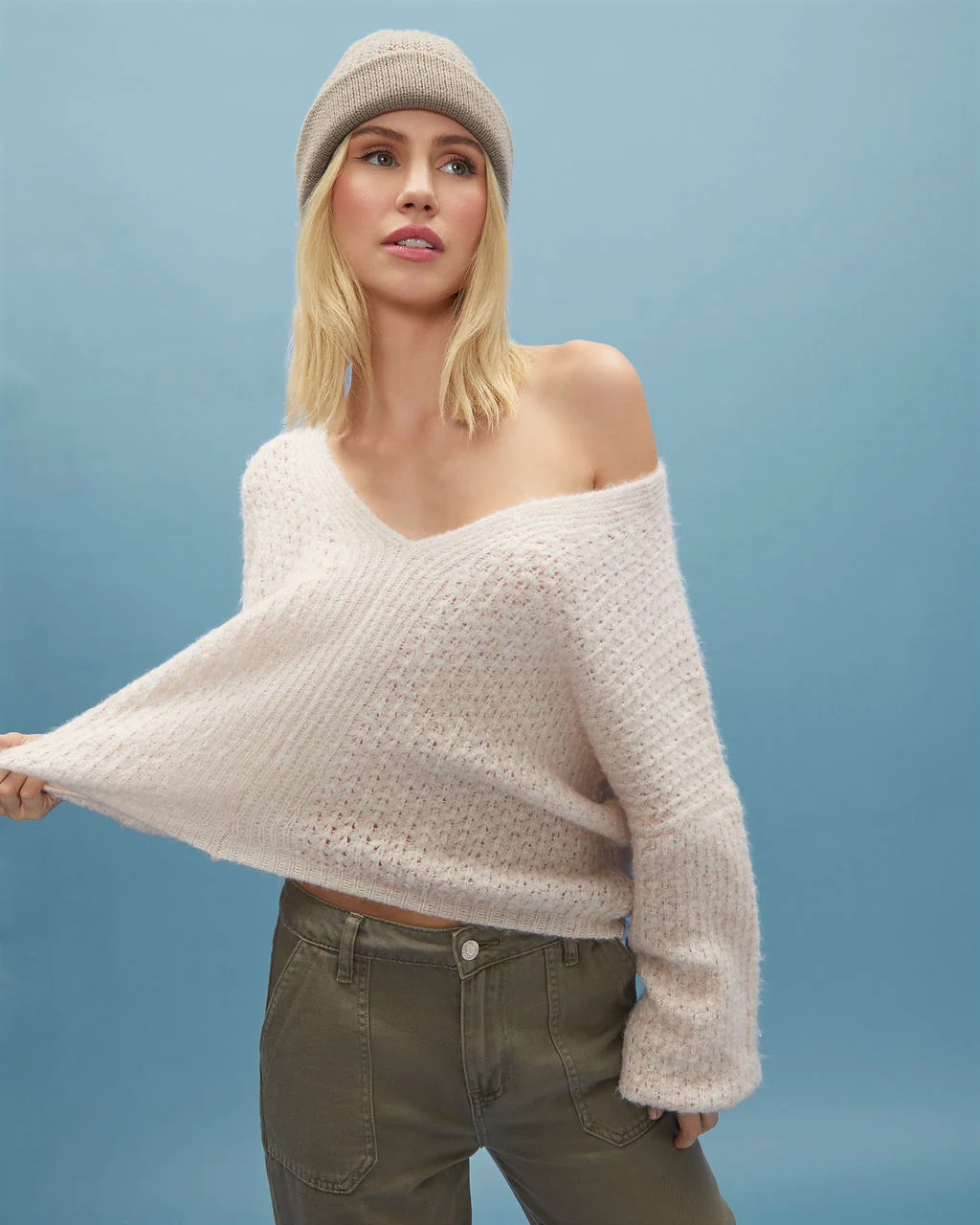 10975-egremont-v-neck-sweater-1.webp