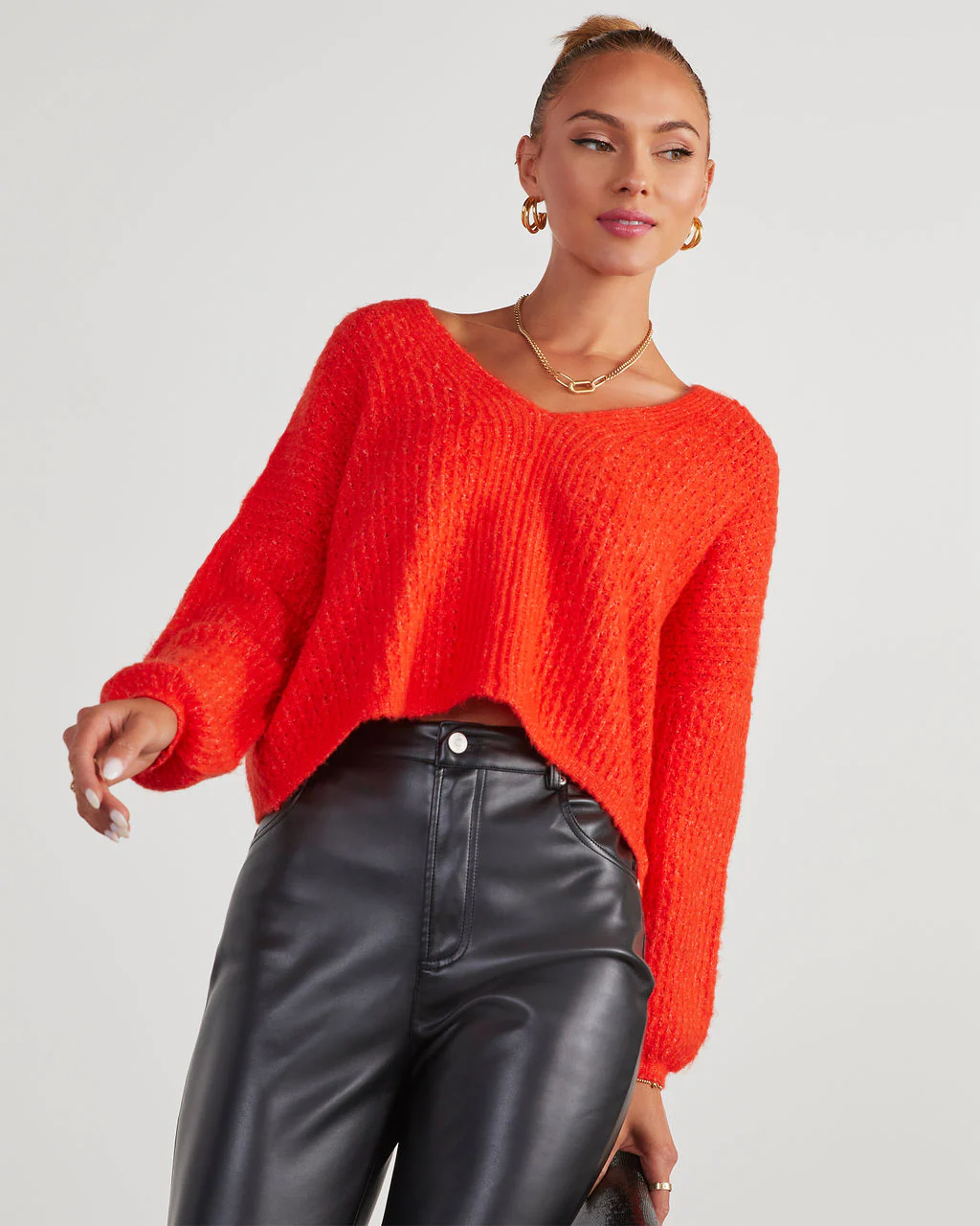10975-egremont-v-neck-sweater-1.webp