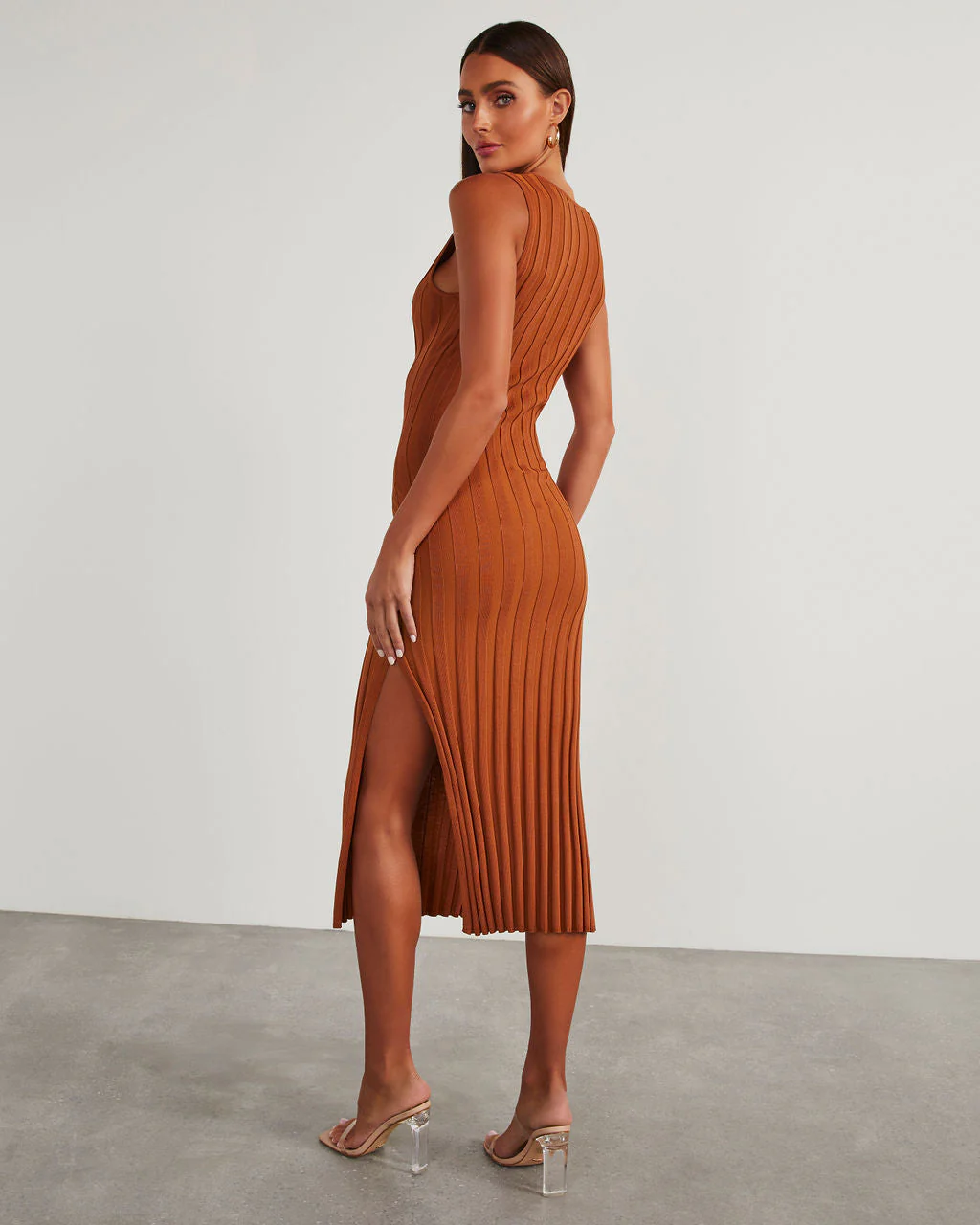 13428-huston-sleeveless-pleated-knit-midi-dress-1.webp
