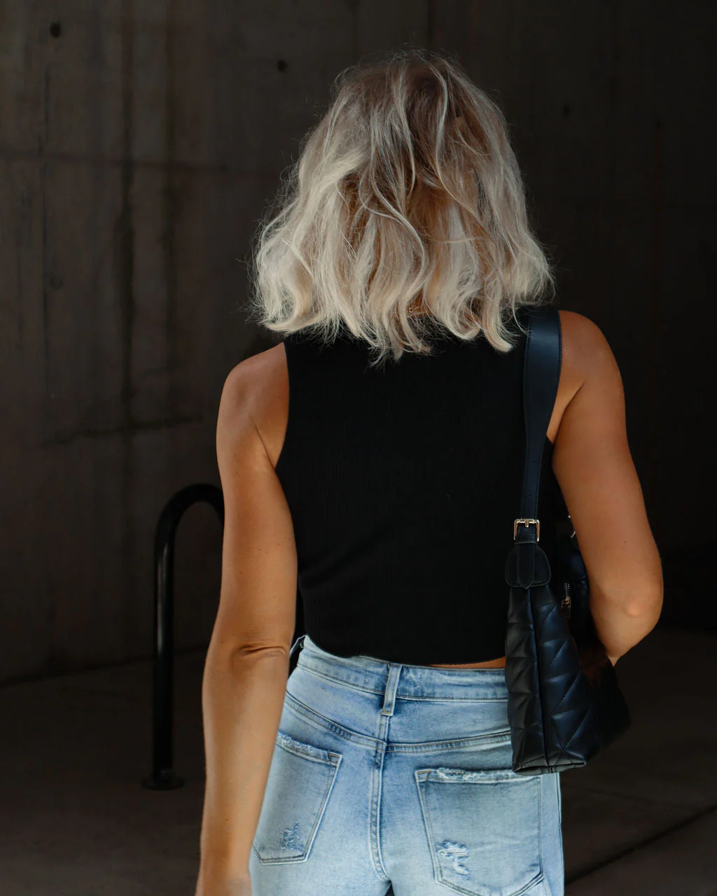 13585-sedalia-sleeveless-button-front-crop-top-1.webp