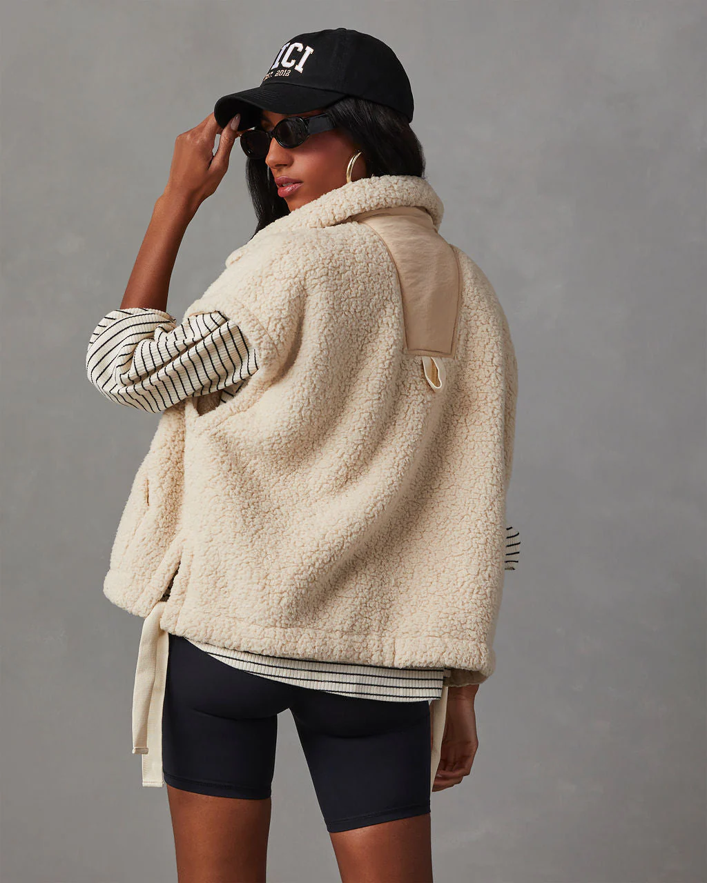 1503-south-pole-sherpa-high-neck-vest-1.webp