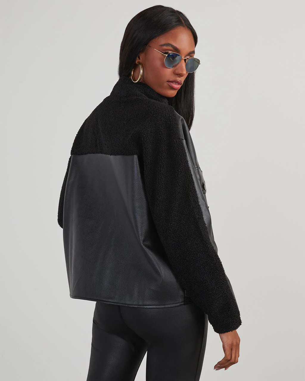 1513-jarrett-faux-leather-sherpa-contrast-jacket-1.webp