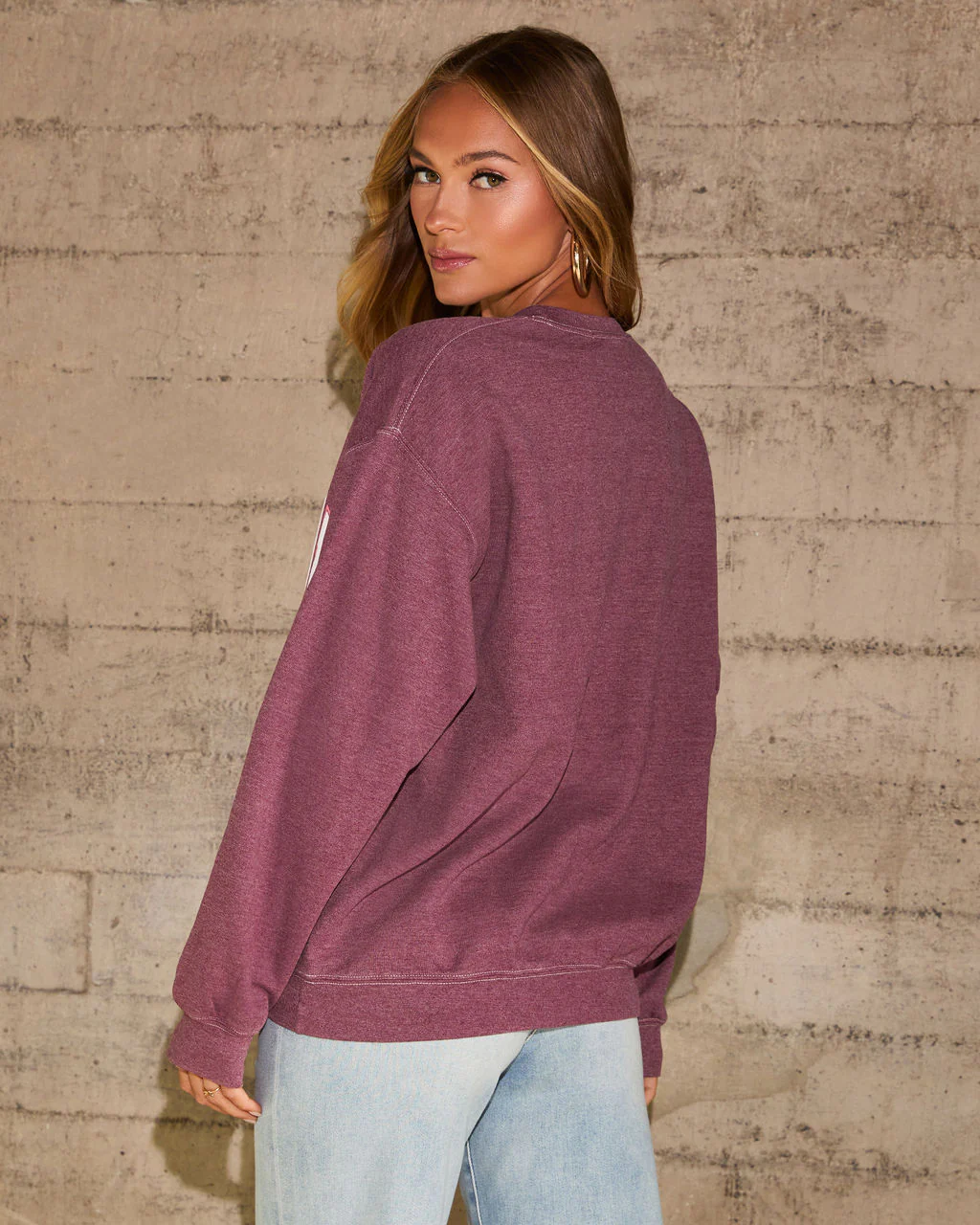 15322-grateful-relaxed-graphic-sweatshirt-1.webp