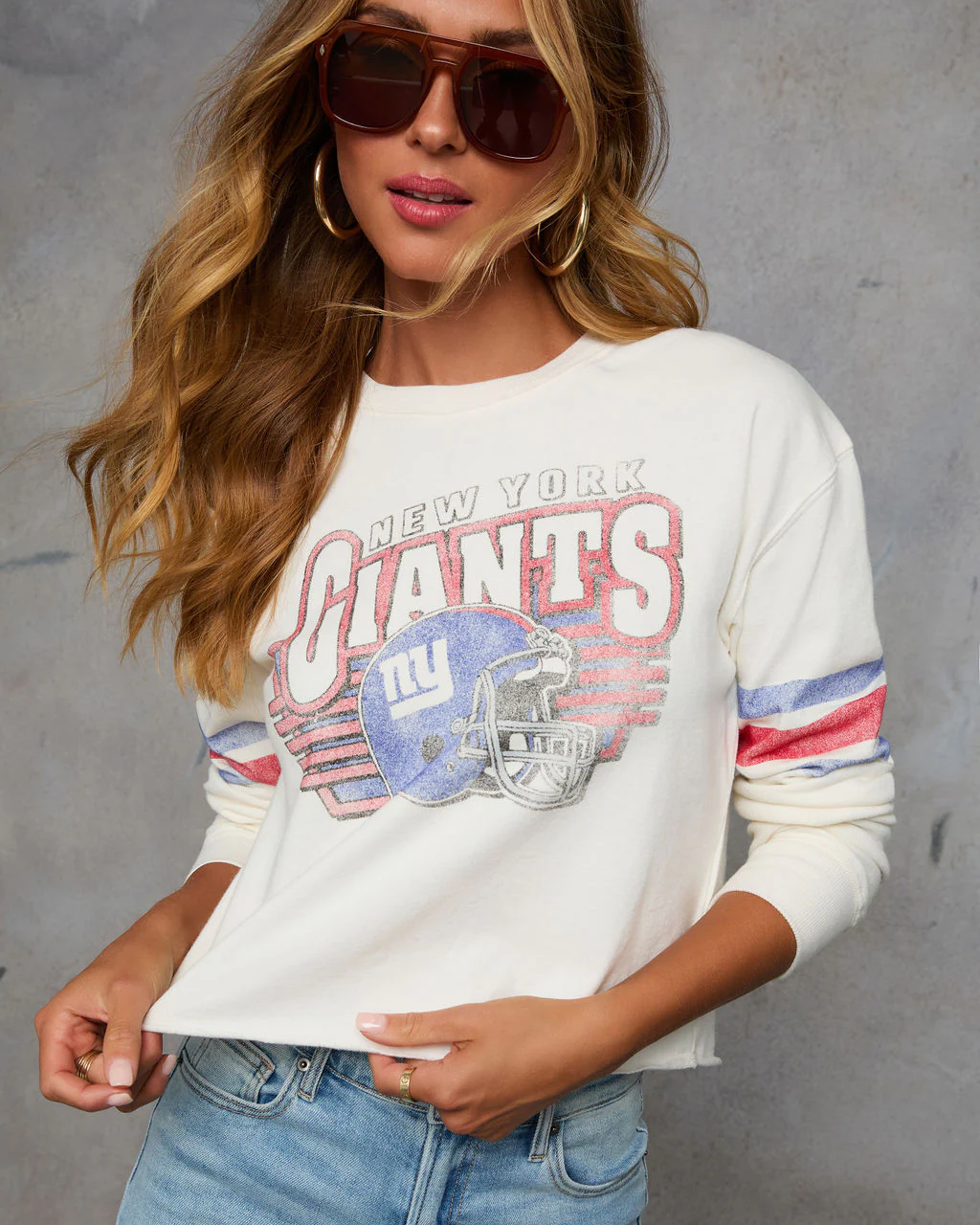15474-new-york-giants-long-sleeve-graphic-sweatshirt-1.webp