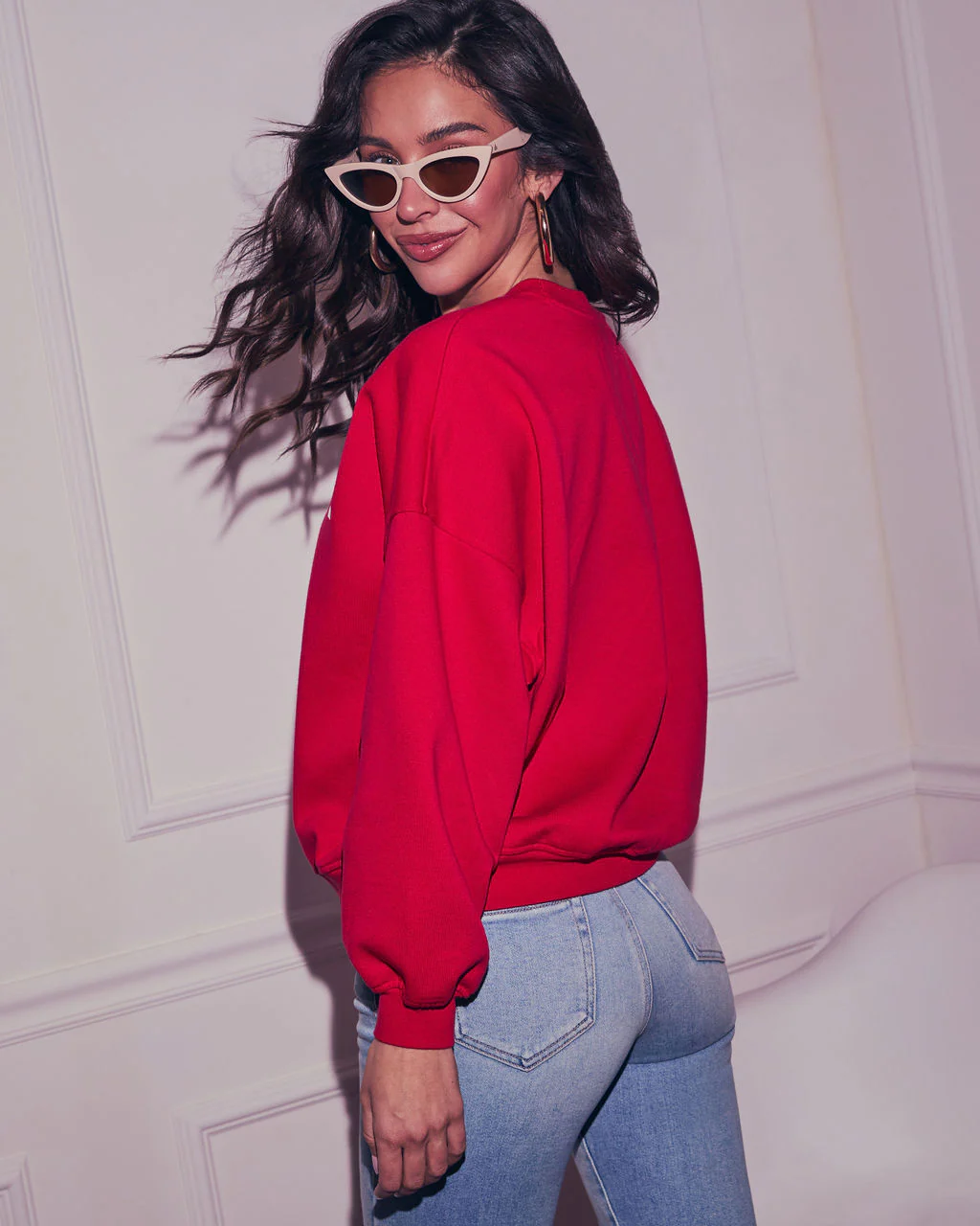 15496-sweet-amour-graphic-sweatshirt-1.webp