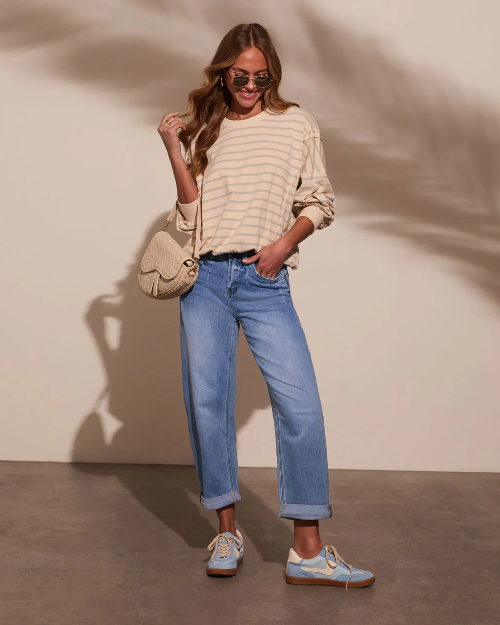 15640-classic-feel-striped-oversized-sweatshirt-1.webp