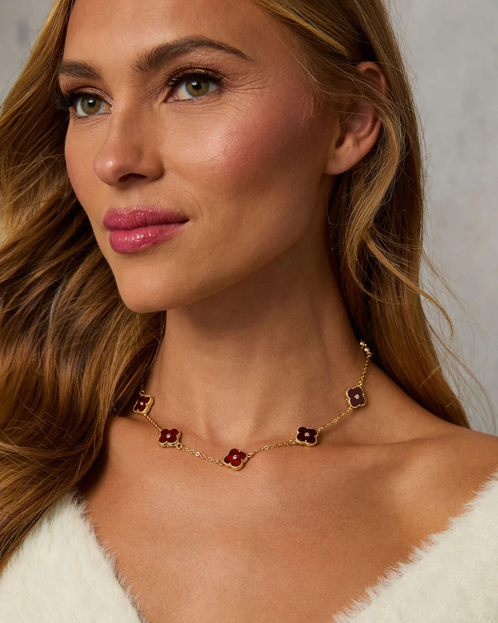 179-madeline-clover-charm-necklace-1.webp