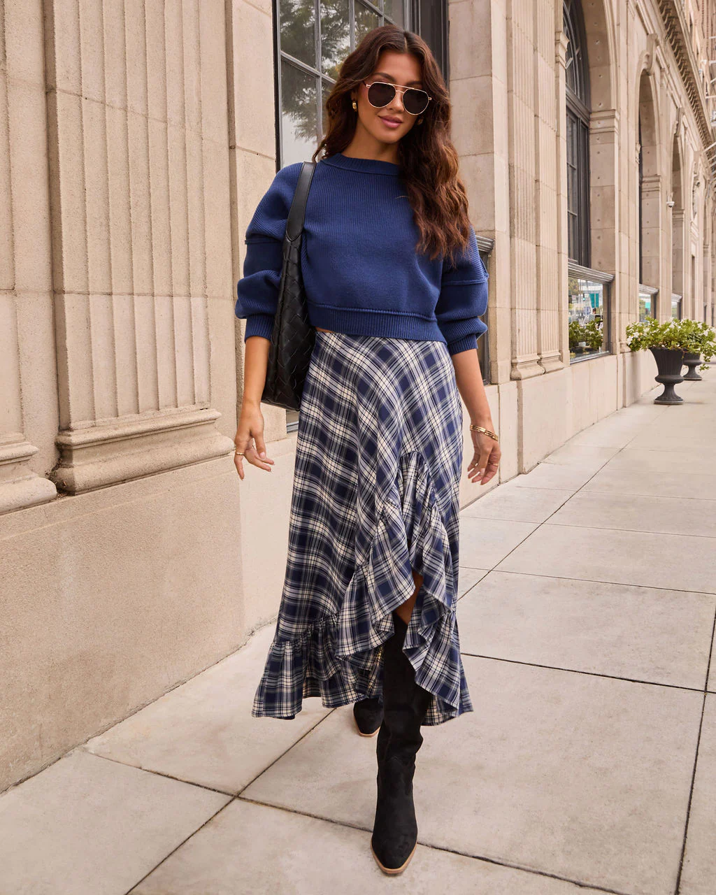 18350-elouise-cropped-crewneck-sweater-1.webp
