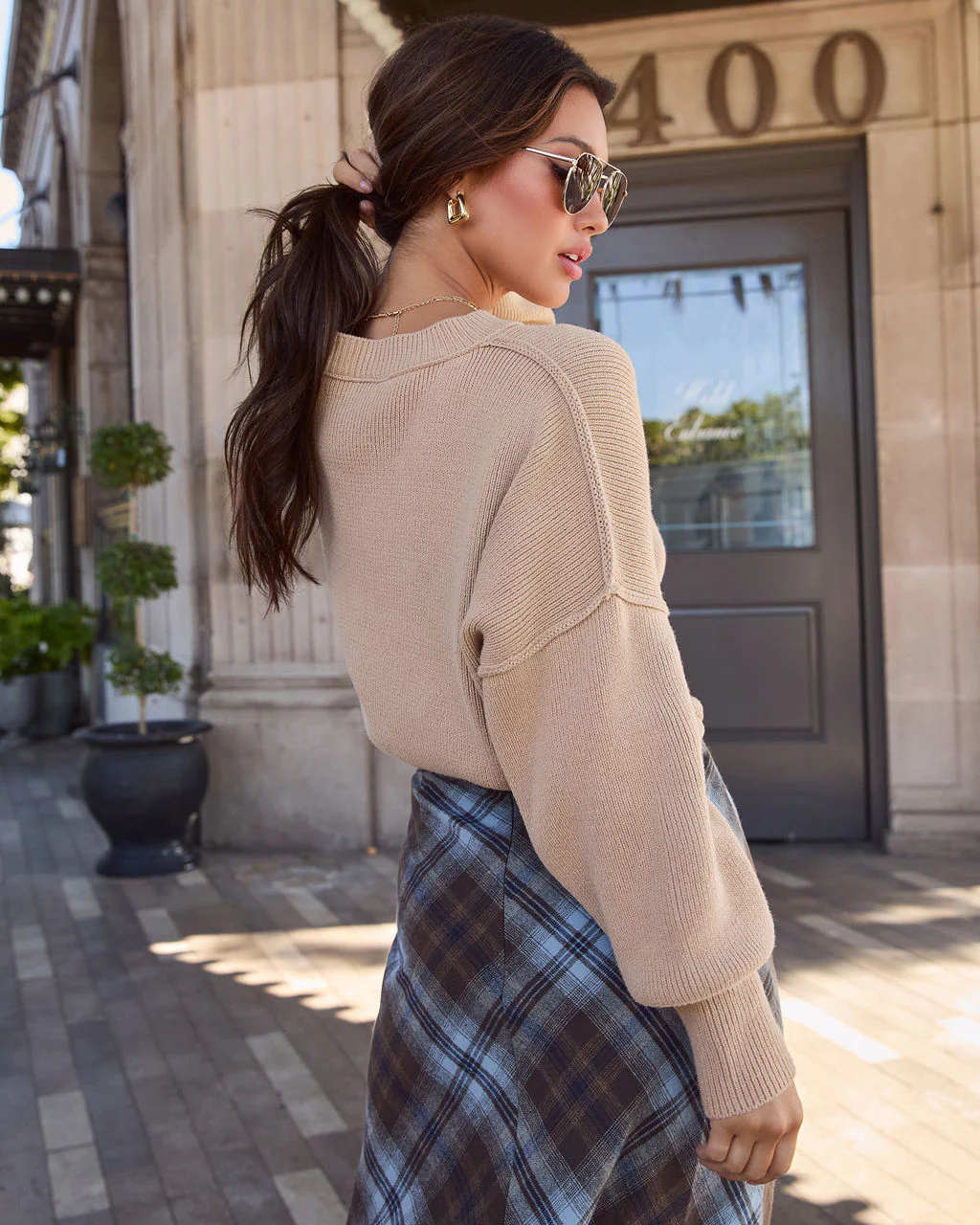 18350-elouise-cropped-crewneck-sweater-1.webp