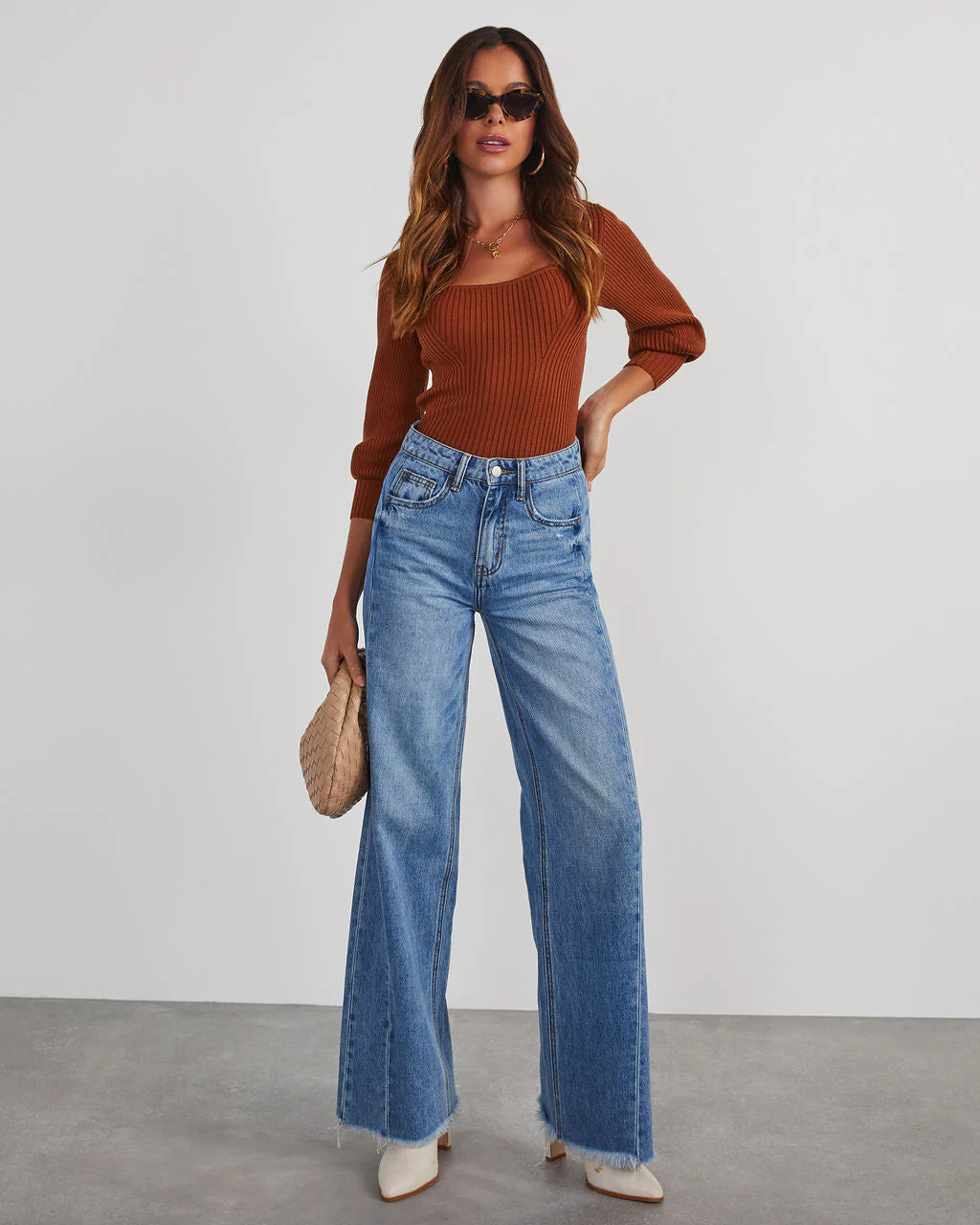 18401-keller-balloon-sleeve-ribbed-sweater-1.webp