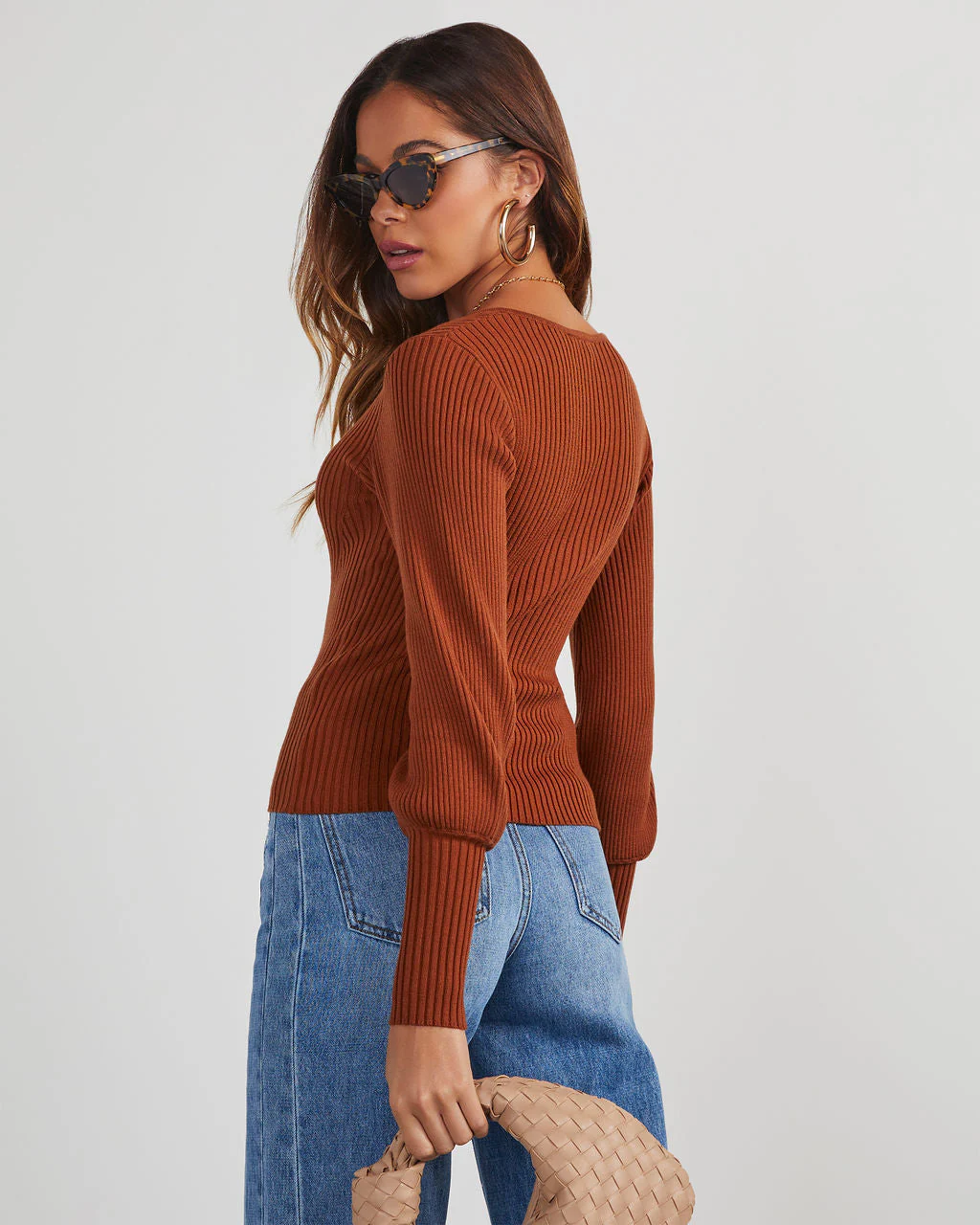 18401-keller-balloon-sleeve-ribbed-sweater-1.webp