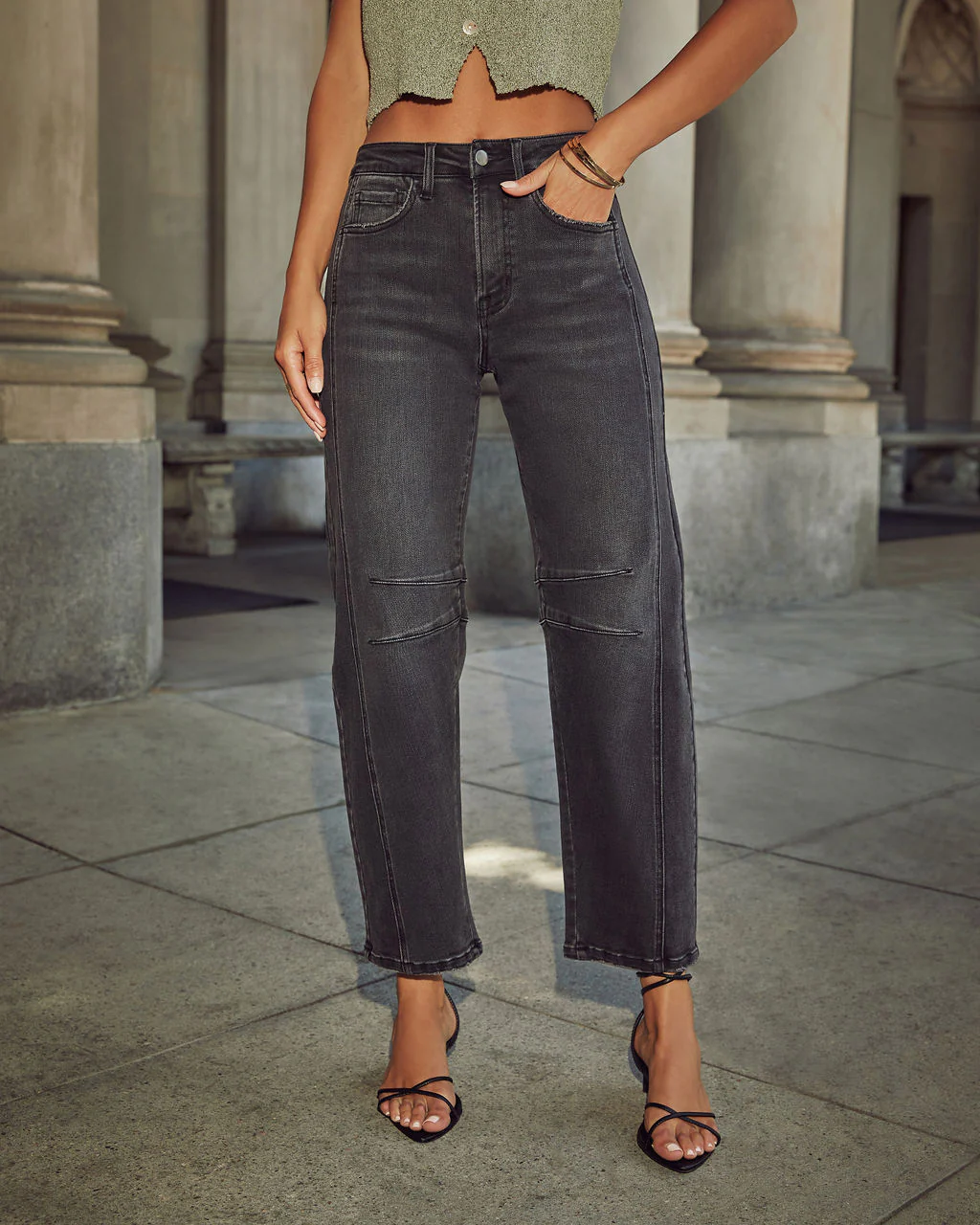 19951-wild-honey-stretch-high-rise-barrel-jeans-1.webp
