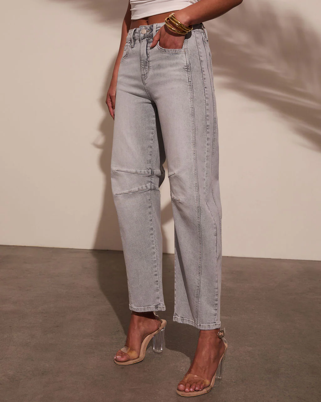 19951-wild-honey-stretch-high-rise-barrel-jeans-1.webp