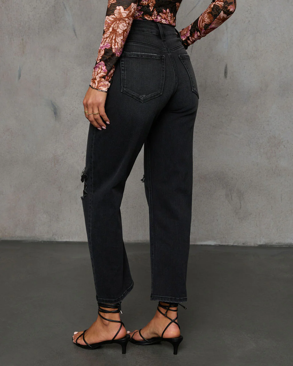 19969-raylene-super-stretch-high-rise-barrel-jean-1.webp