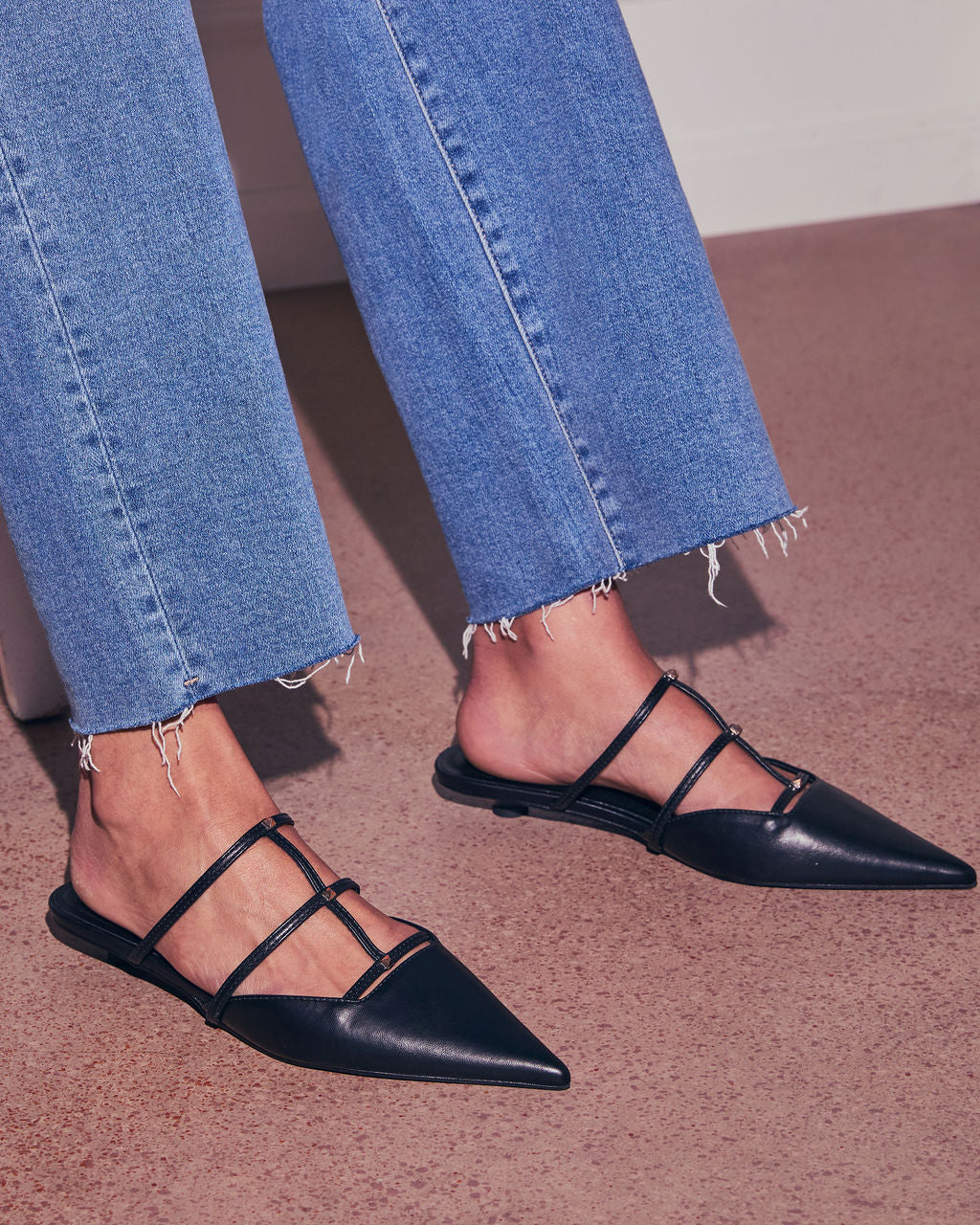 21611-corie-caged-leather-stud-flats-1.webp