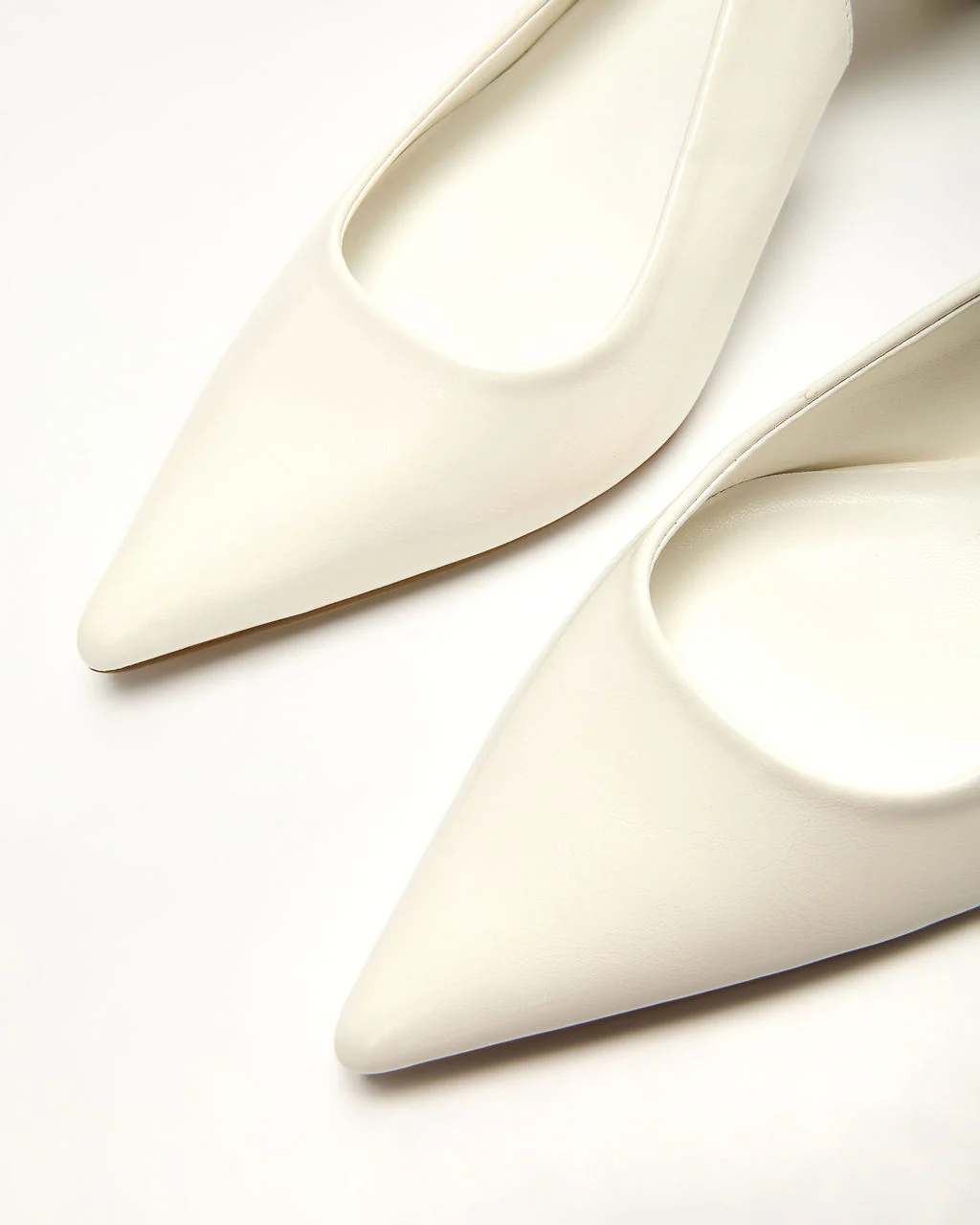 21624-pavilion-leather-slingback-heels-1.webp