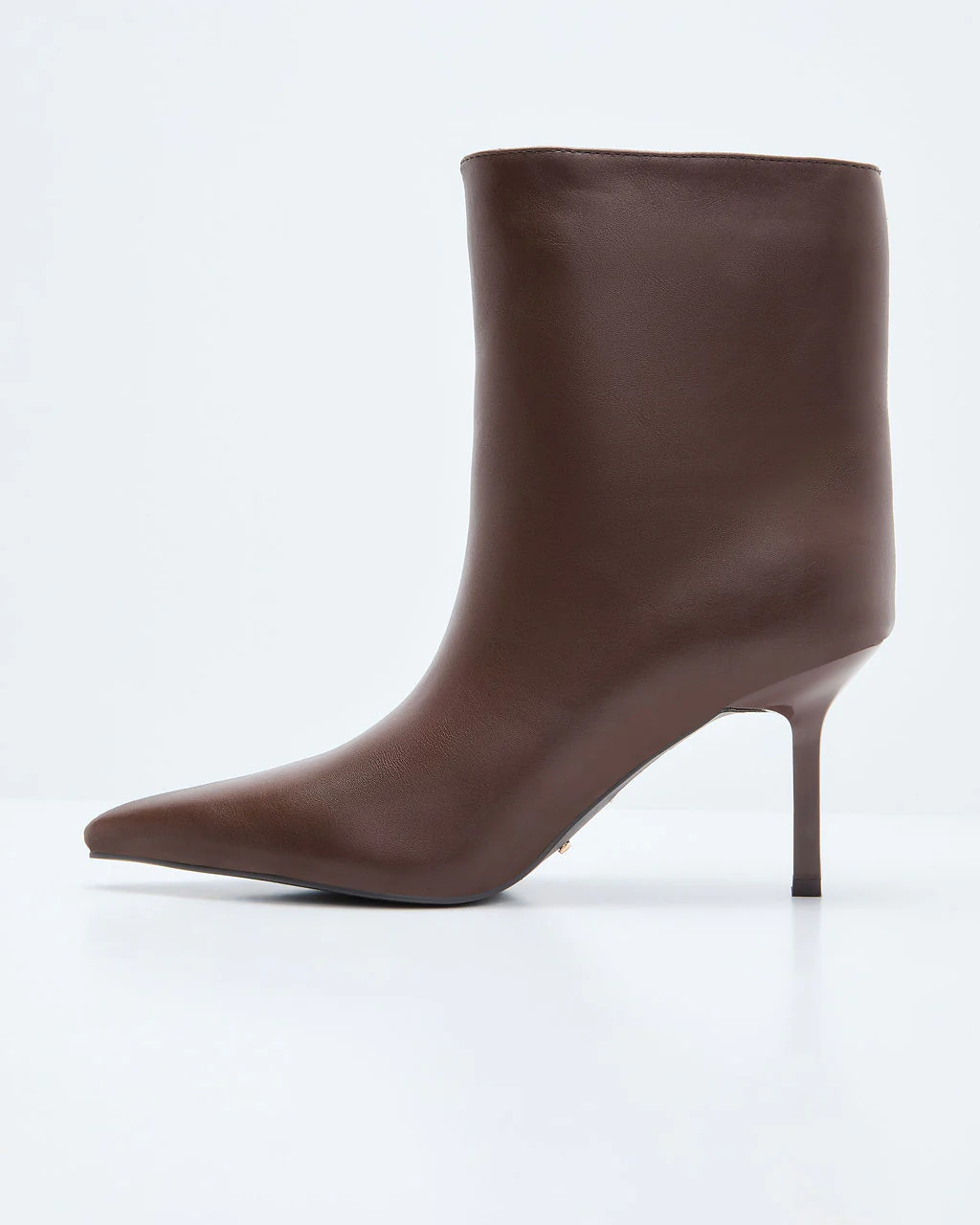 21718-oakridge-leather-booties-1.webp