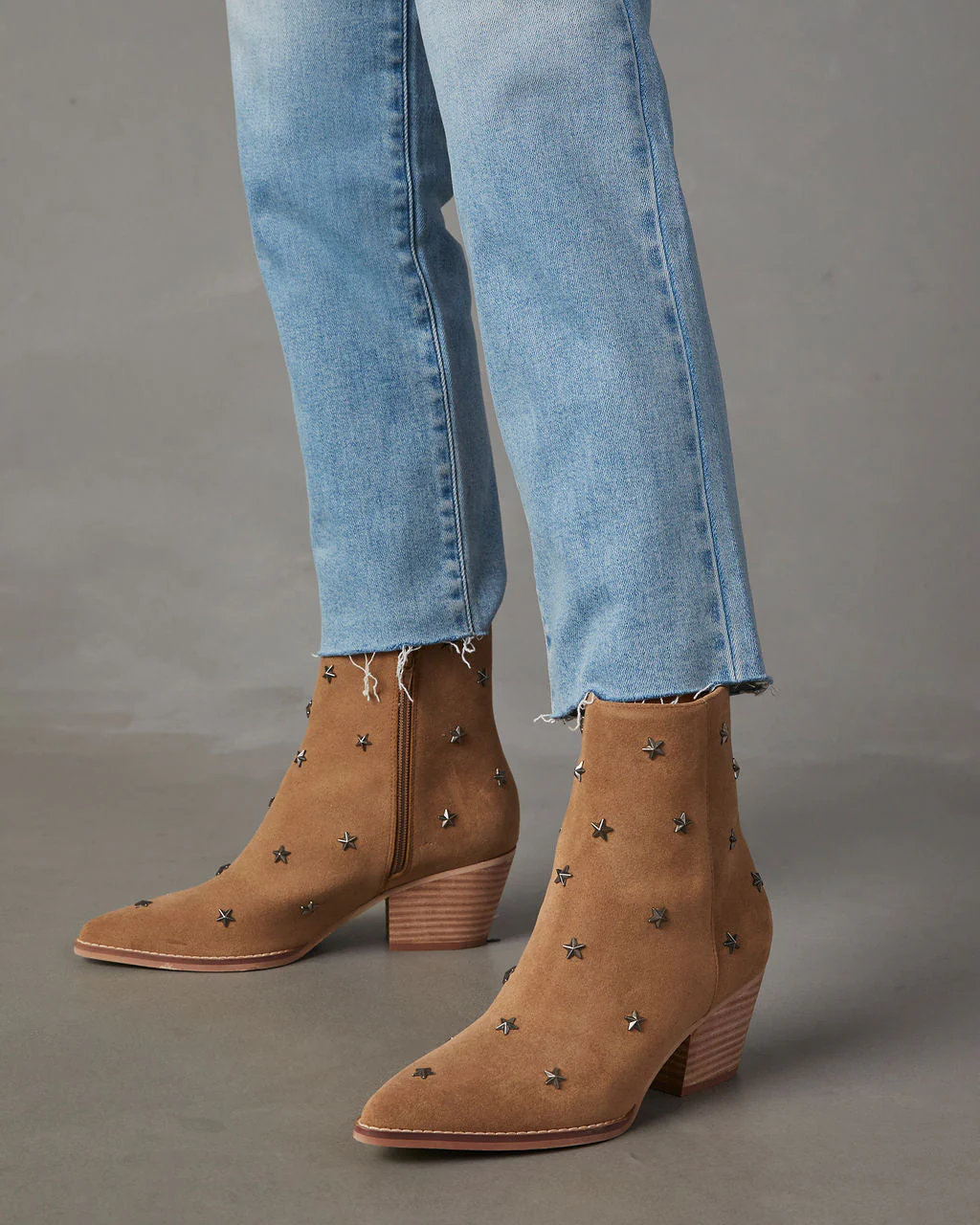 22370-audrie-star-studded-western-booties-1.webp