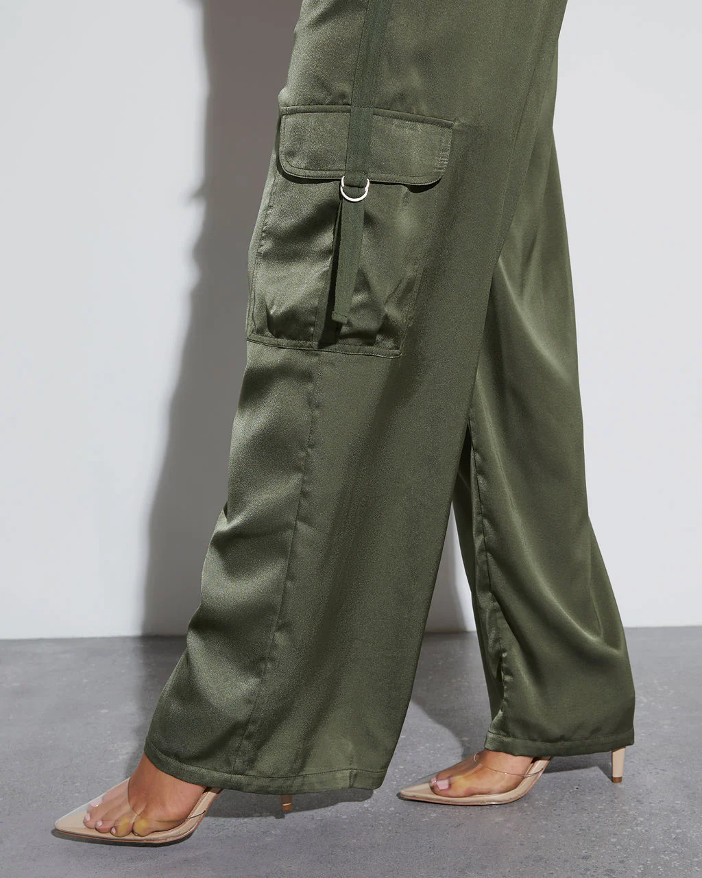 22634-never-impossible-satin-cargo-pants-1.webp