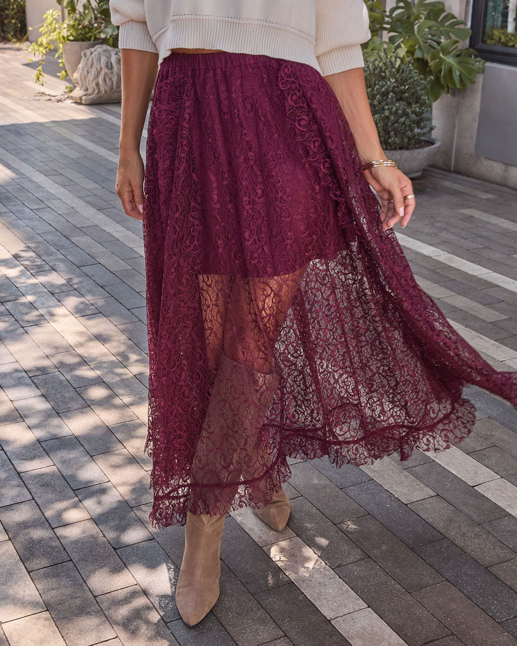 22934-mulled-wine-lace-midi-skirt-1.webp