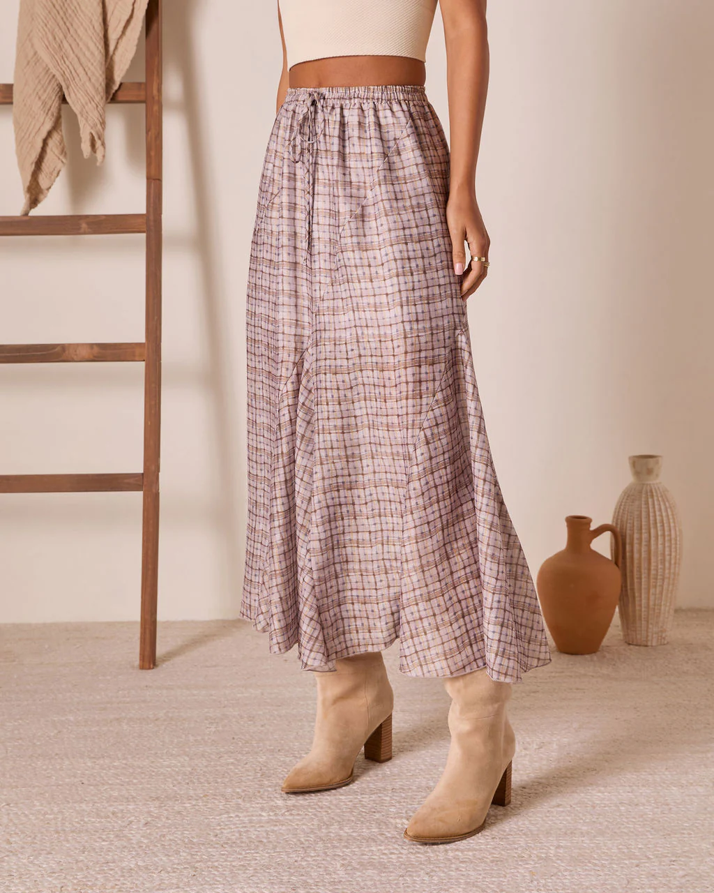 23336-range-romance-drawstring-maxi-skirt-1.webp
