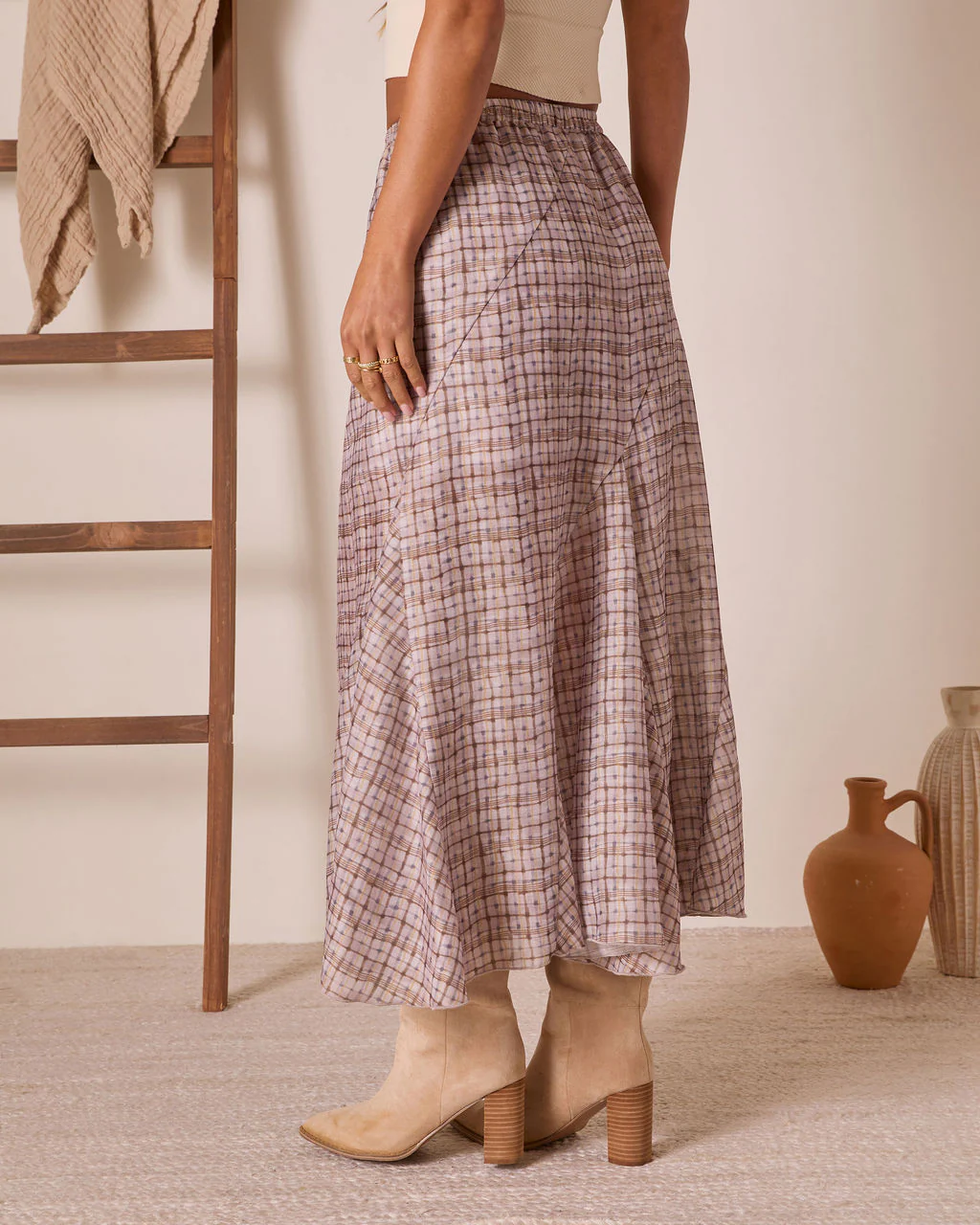 23336-range-romance-drawstring-maxi-skirt-1.webp