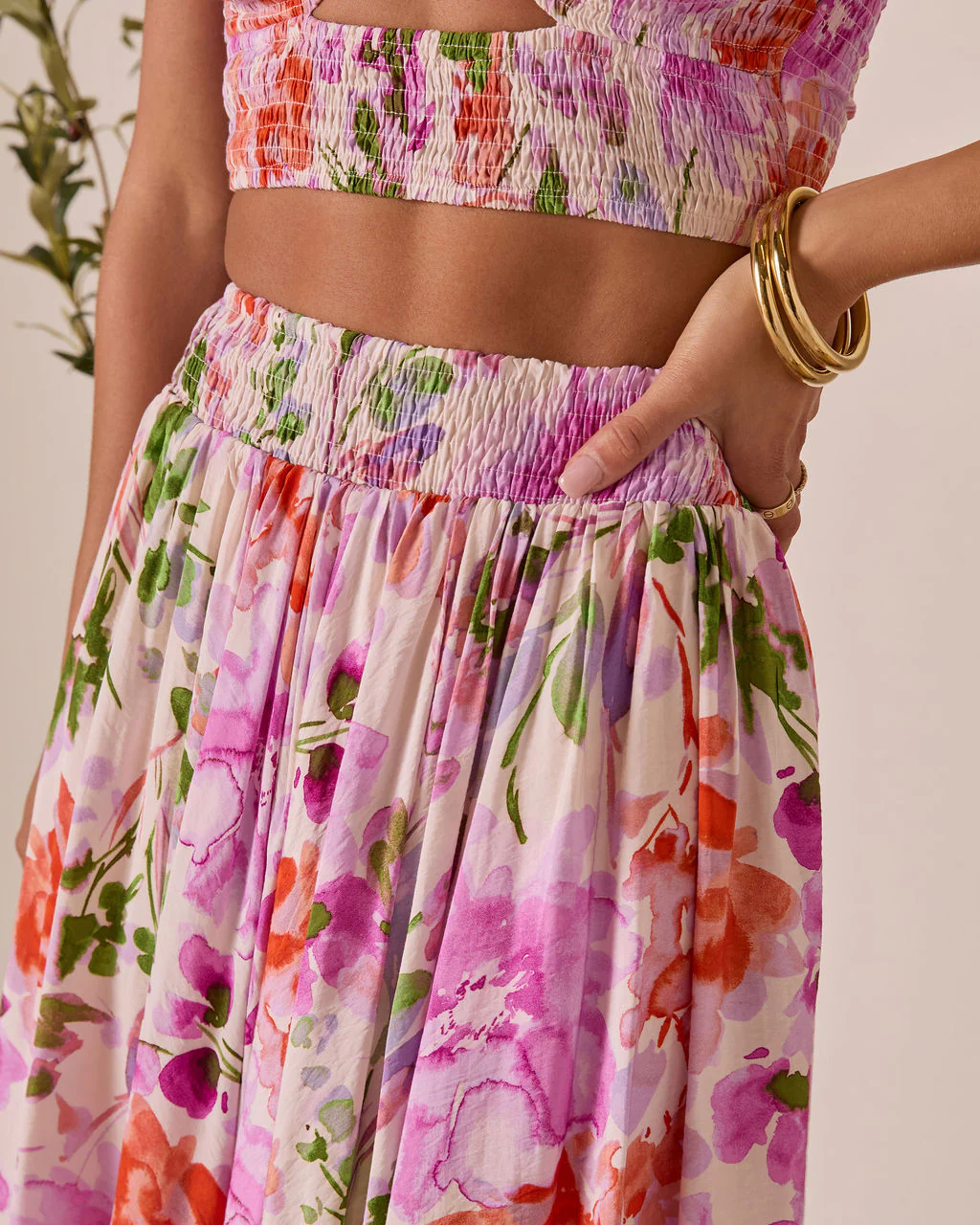 24063-moonpetal-floral-pleated-maxi-skirt-1.webp