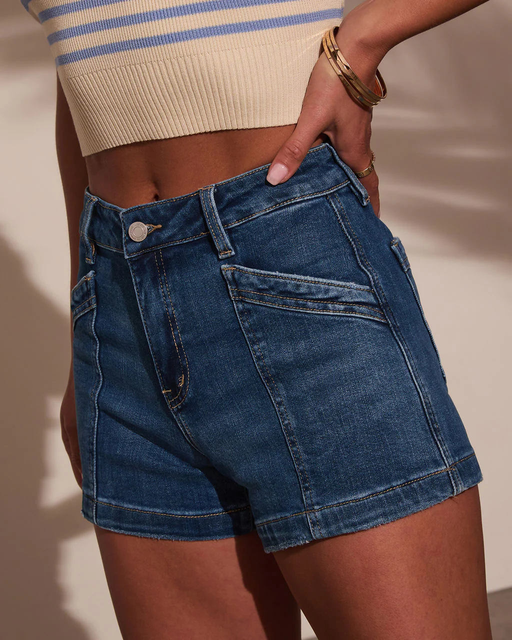 24264-darah-front-pocket-denim-shorts-1.jpg