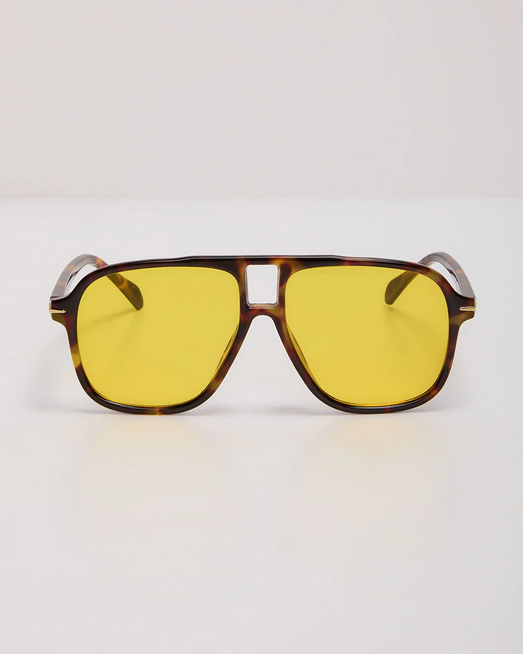 244-capriana-large-tortoise-aviator-sunglasses-1.webp