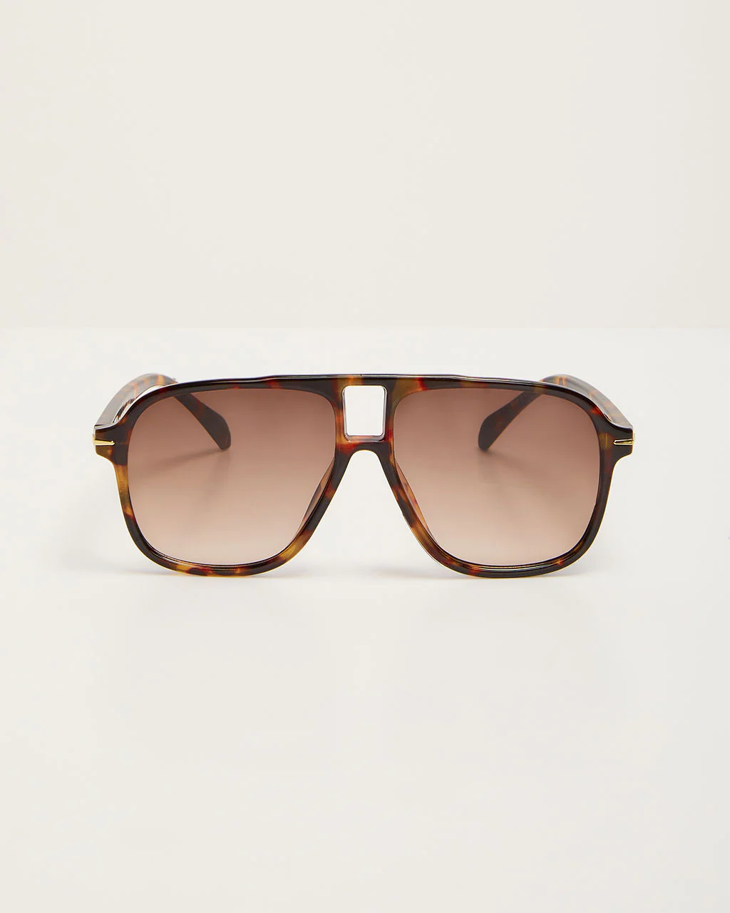 244-capriana-large-tortoise-aviator-sunglasses-1.webp