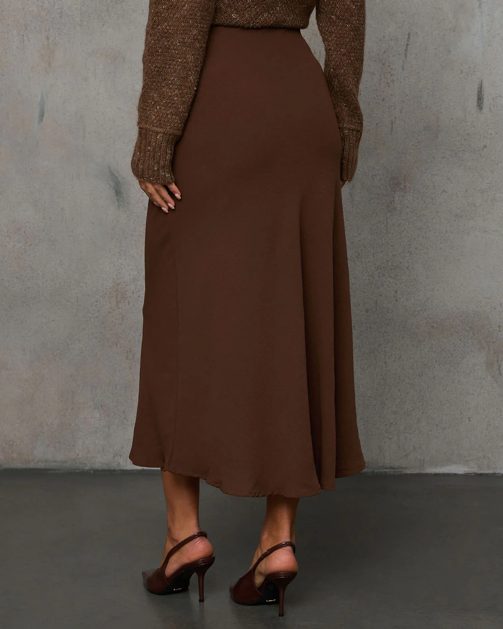25486-here-with-you-midi-skirt-1.webp