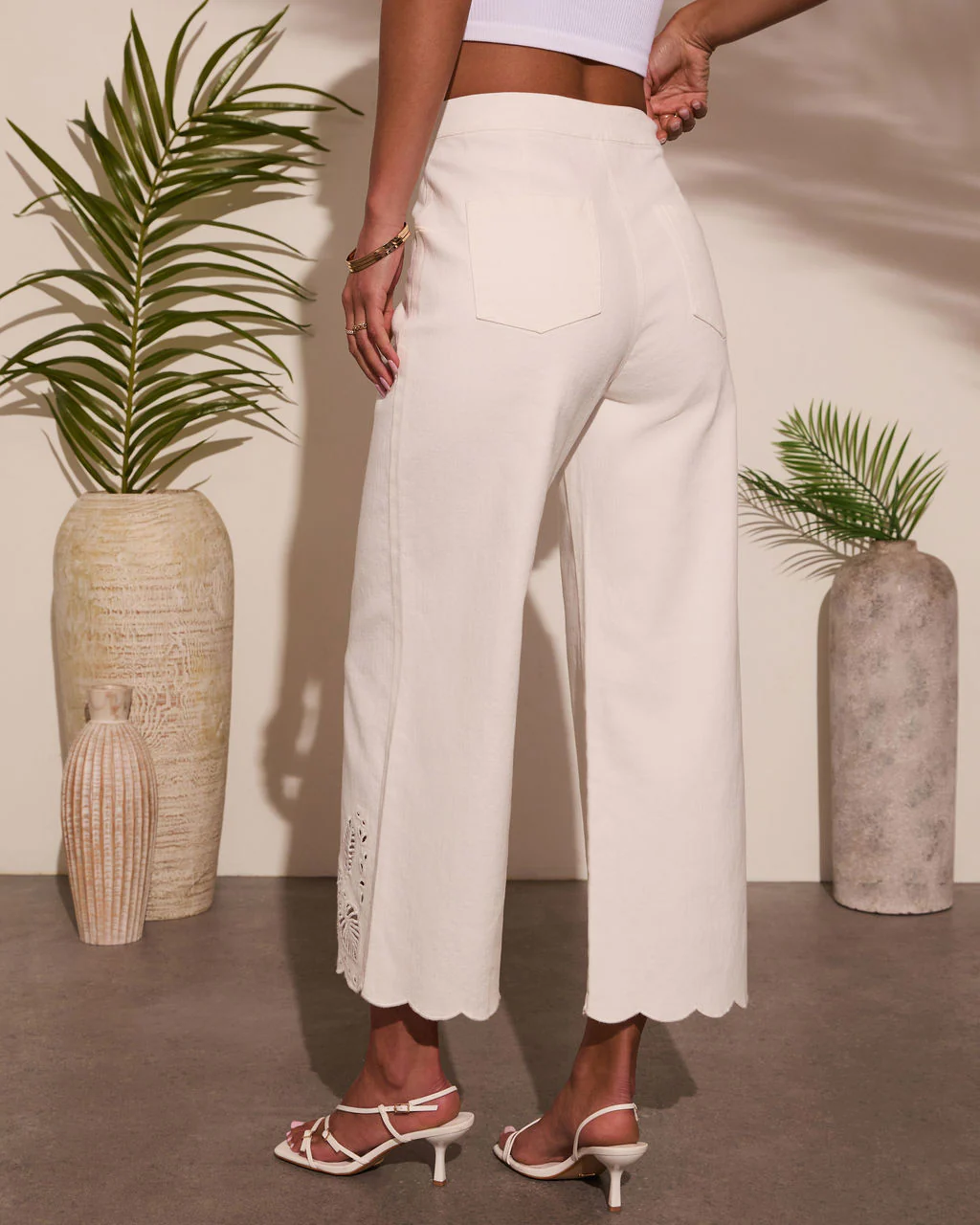 2573-breezy-ritual-eyelet-scallop-jeans-1.webp