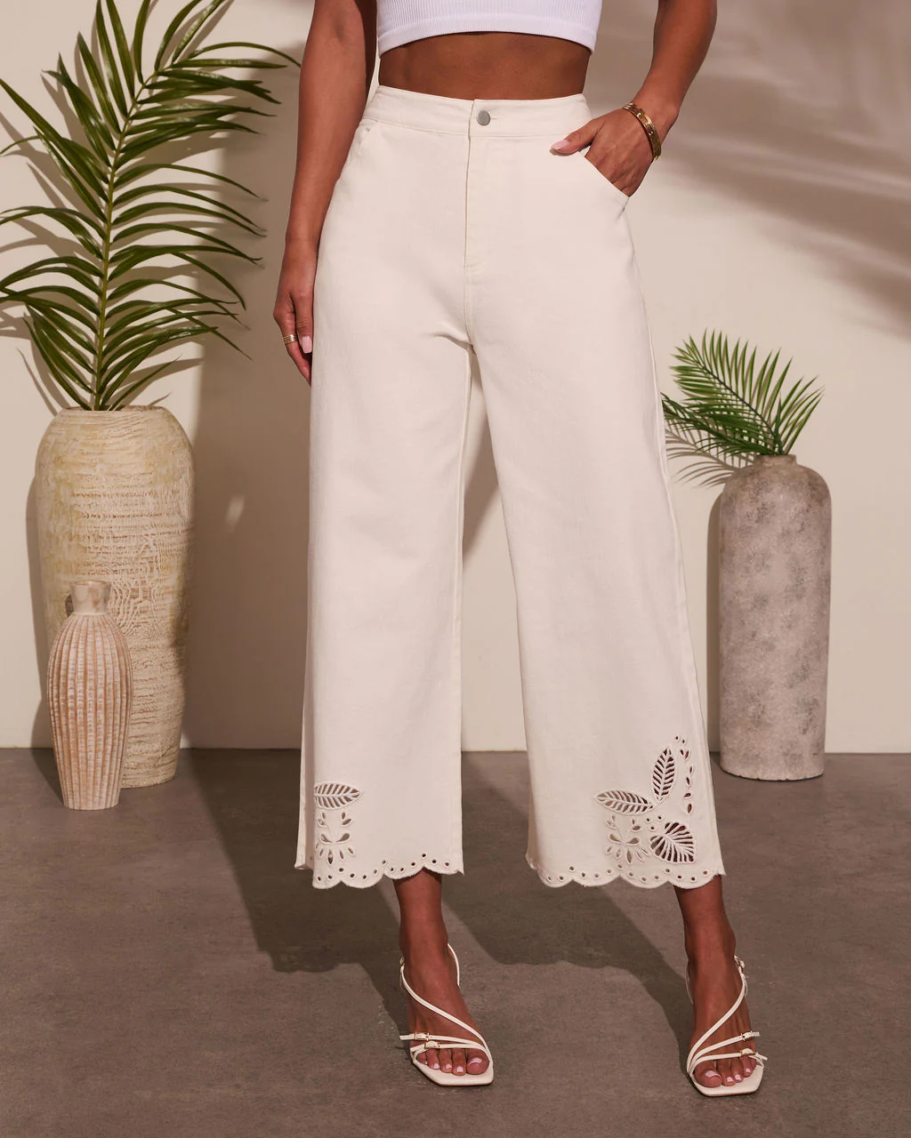 2573-breezy-ritual-eyelet-scallop-jeans-1.webp