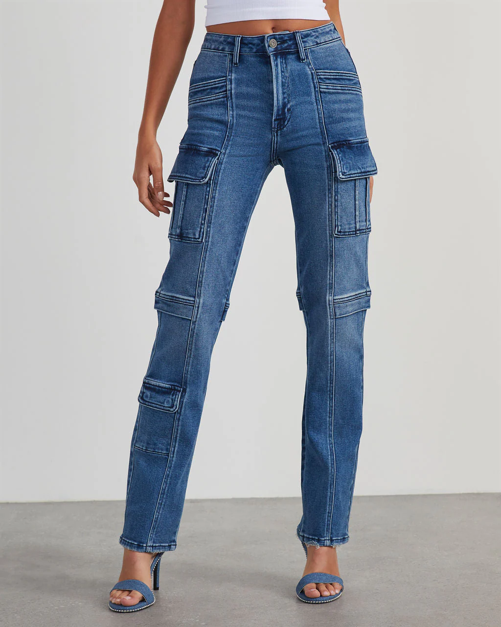 26620-zhaire-super-stretch-high-rise-straight-jeans-1.webp