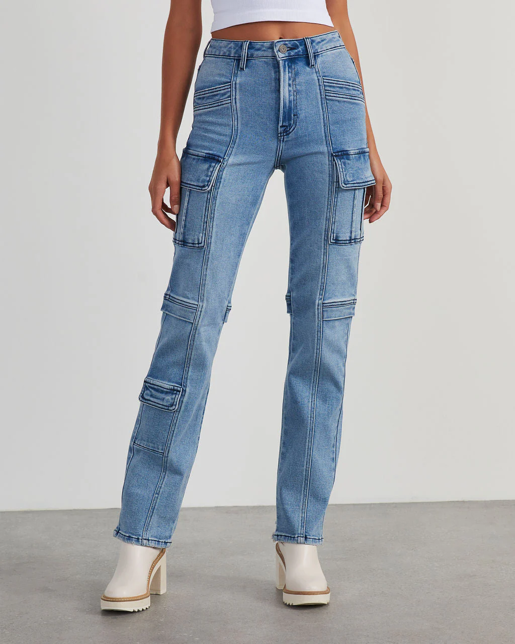 26620-zhaire-super-stretch-high-rise-straight-jeans-1.webp