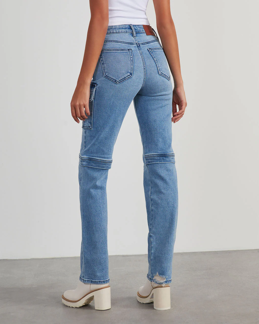 26620-zhaire-super-stretch-high-rise-straight-jeans-1.webp