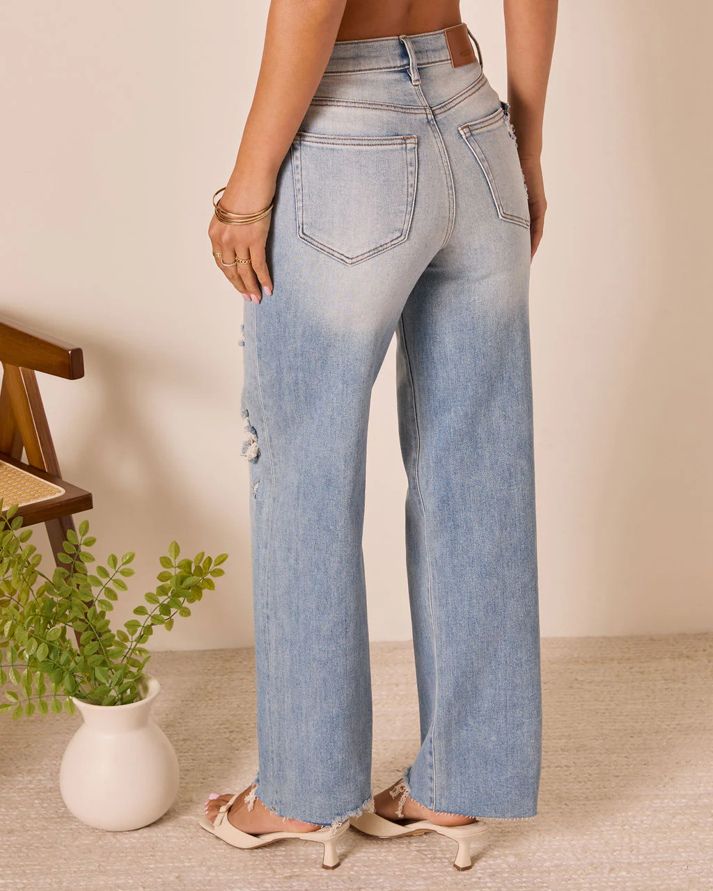 26836-lohan-super-stretch-high-rise-distressed-relaxed-denim-1.webp