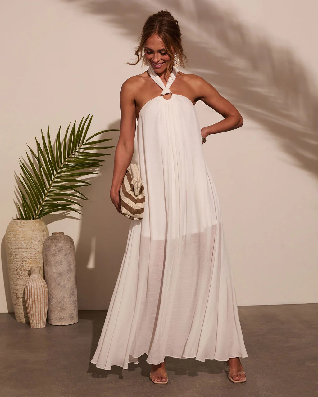 27116-sun-chaser-halter-maxi-dress-1.webp