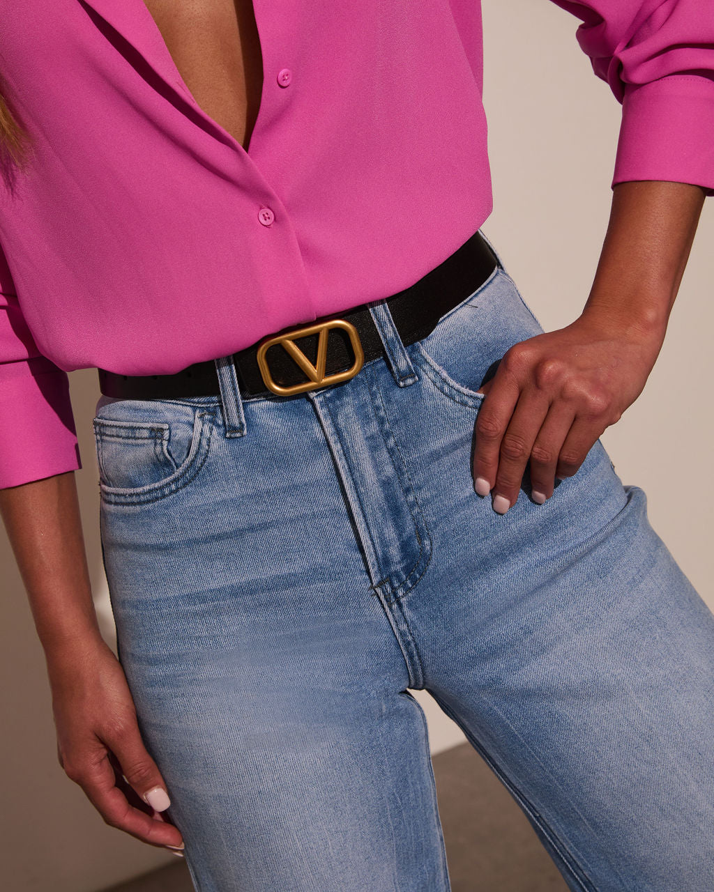Shes Iconic Vici Logo Belt