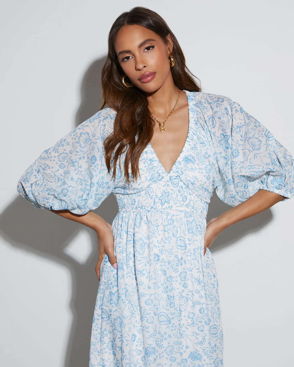 28484-bailey-long-sleeve-floral-maxi-dress-1.webp