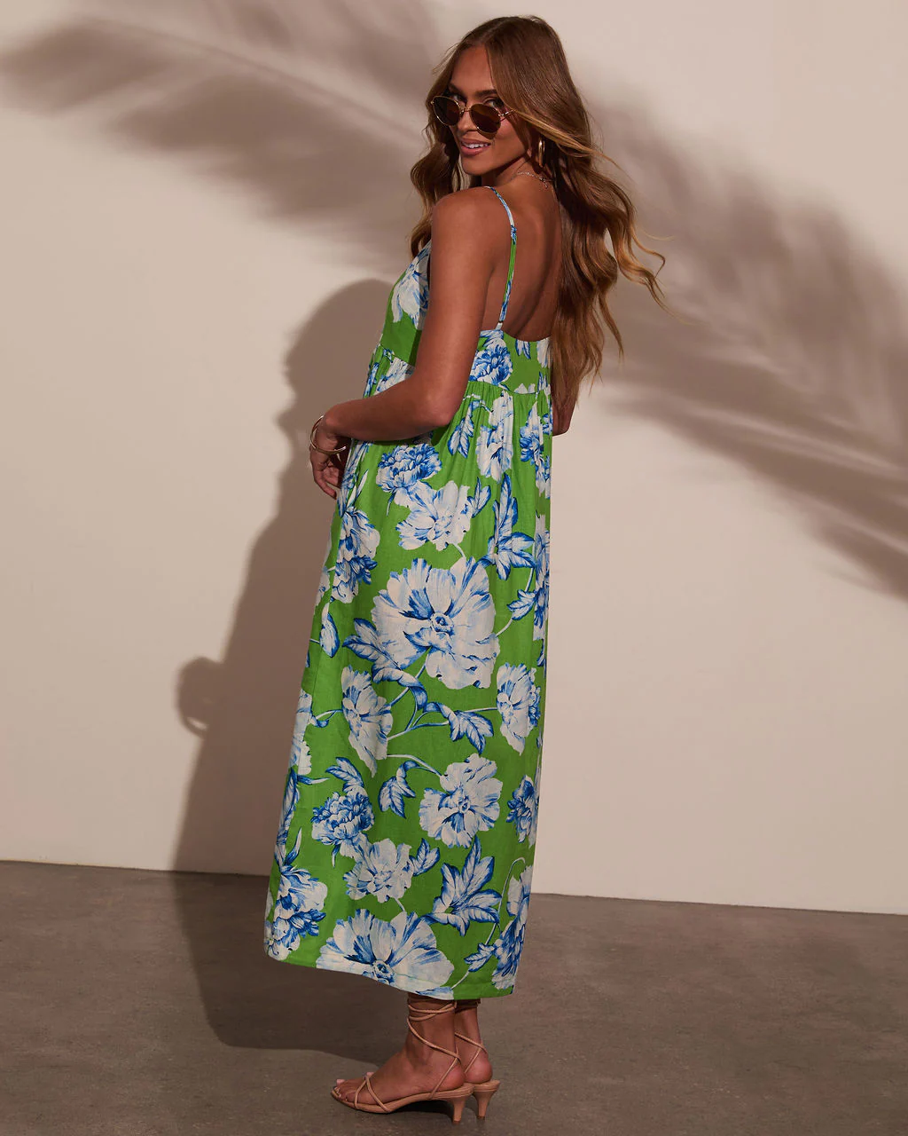 28537-jenah-floral-maxi-dress-1.webp