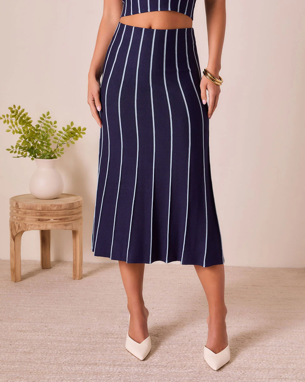 2890-ashlin-contrast-striped-maxi-skirt-1.webp