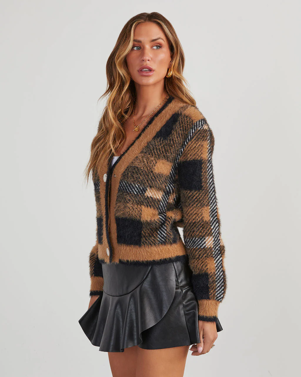 29327-taylor-plaid-fuzzy-knit-cardigan-1.webp