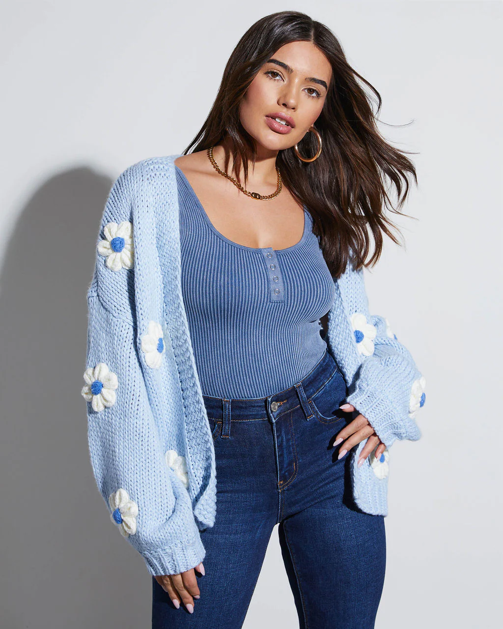29394-fallen-daisy-oversized-knit-cardigan-1.webp