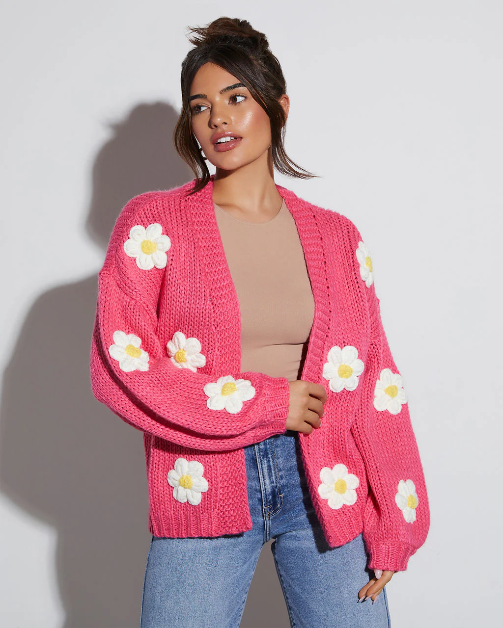29394-fallen-daisy-oversized-knit-cardigan-1.webp