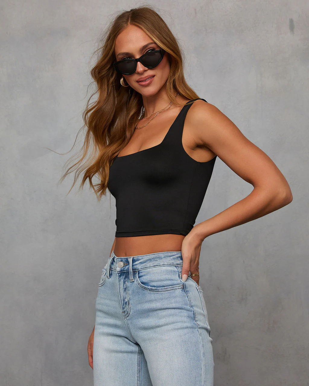 30689-bare-necessities-crop-tank-1.webp