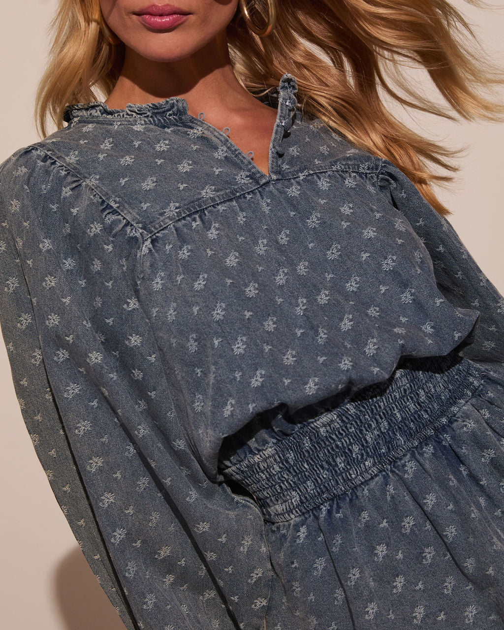 31917-luzie-tiered-denim-mini-dress-1.webp