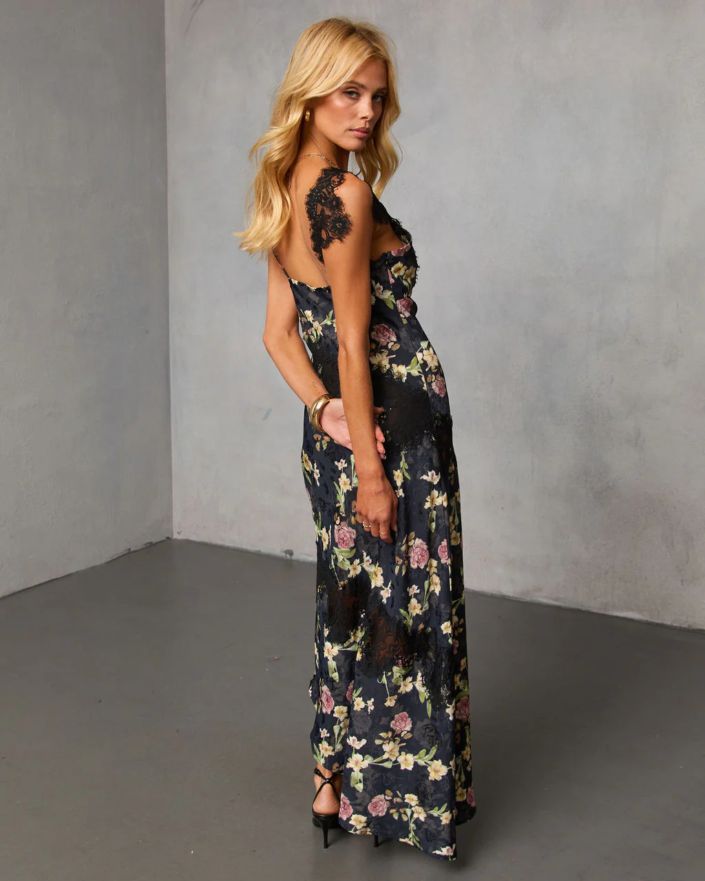 34292-rominah-printed-asymmetric-lace-trim-maxi-dress-1.webp