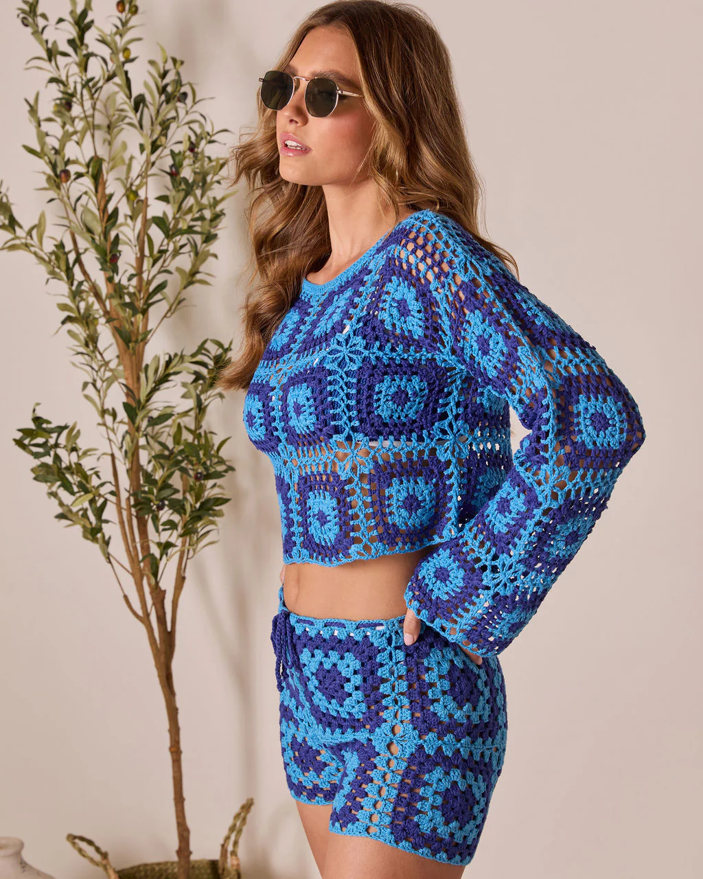 3485-clio-geometric-crochet-cover-up-top-1.webp